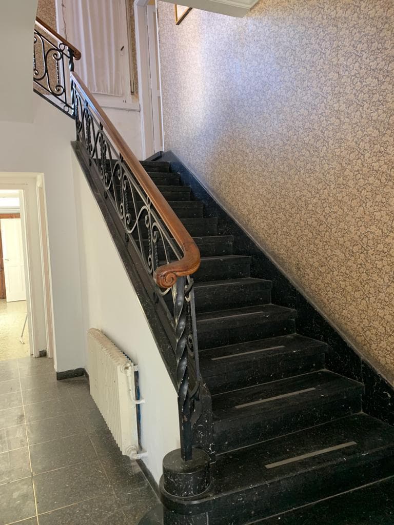 Casa en esquina 4 dormitorios con quincho y terraza – Cofico