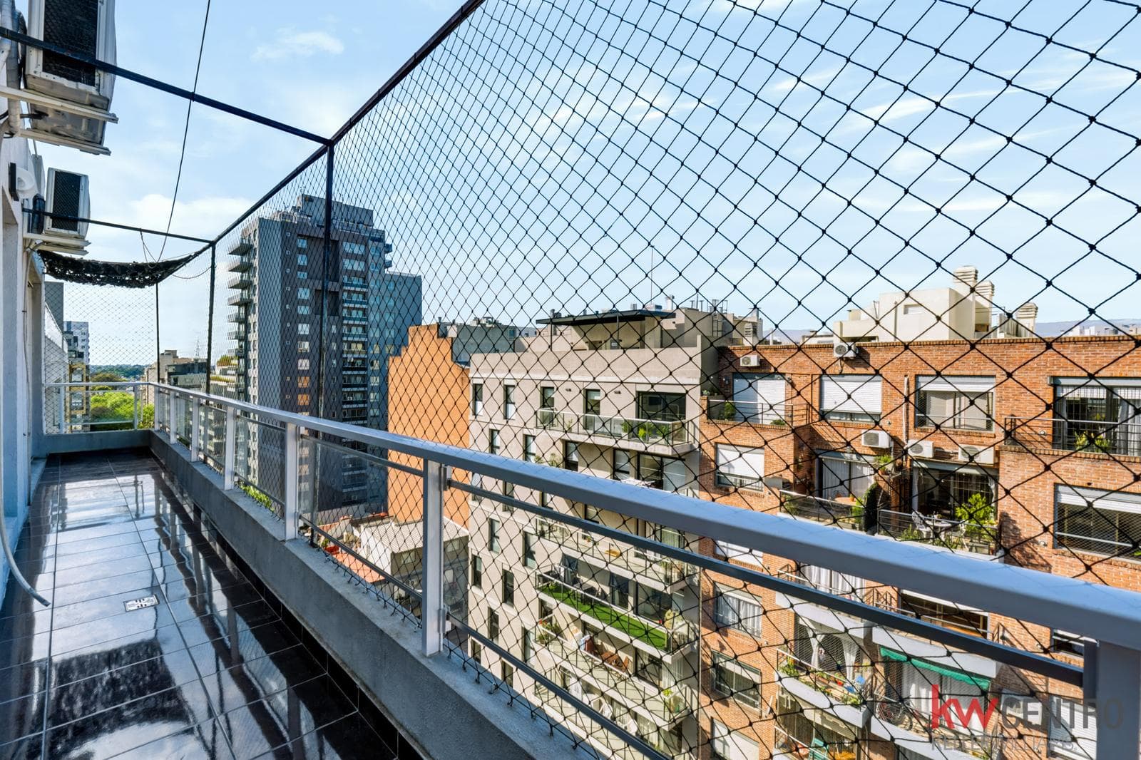 Departamento en Villa Urquiza de 3 ambientes en Piso 10 con balcón aterrazado