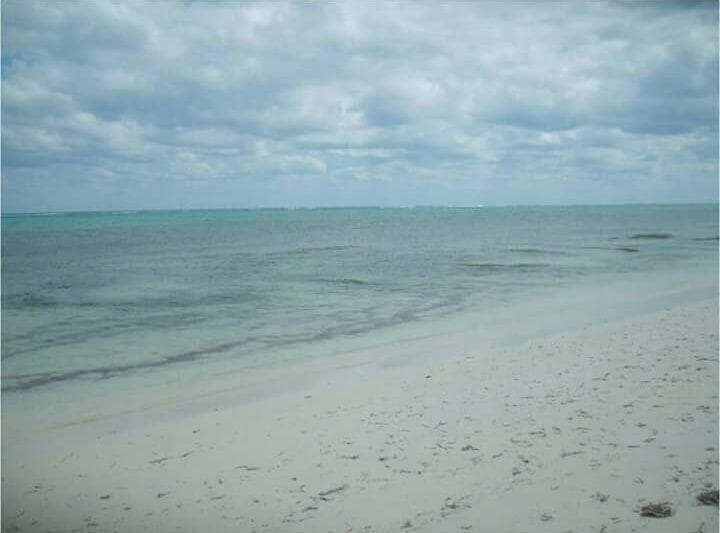 LAND ON MAHAHUAL SOUTH BEACH