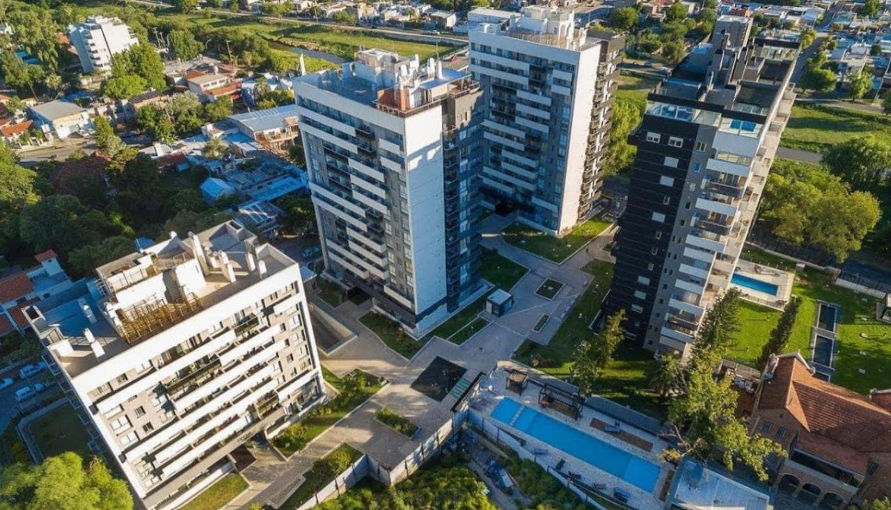 Departamento en alquiler 2 dormitorios en Opera Luxury Condominium