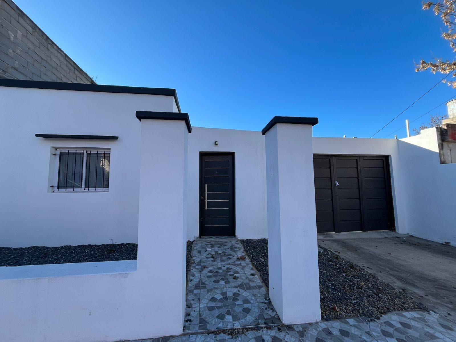 Venta casa 2 dormitorios barrio Rosedal