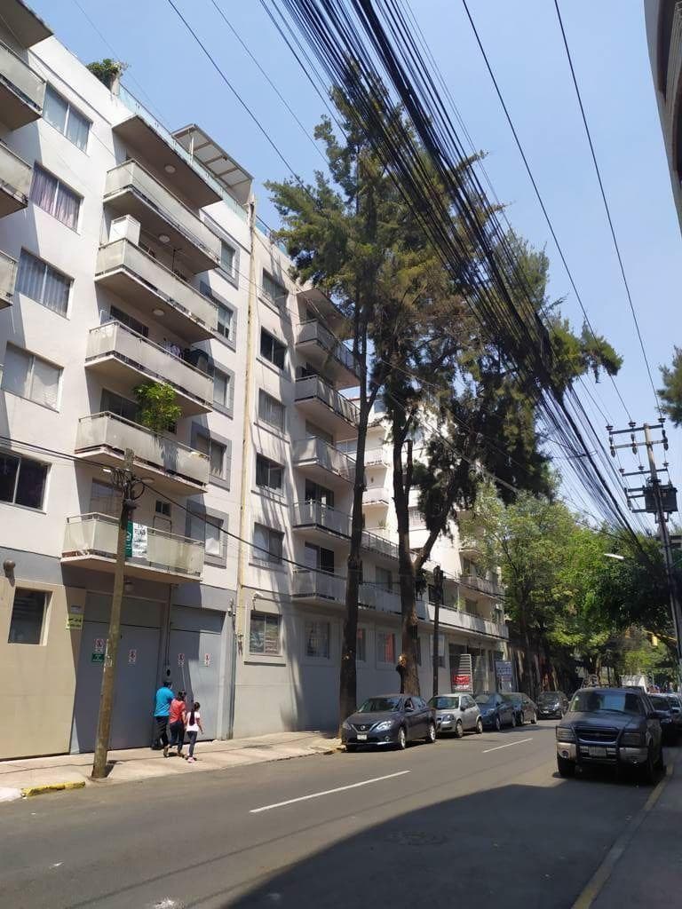 Apartment with a ROOF GARDEN for SALE in Col. Anahuac, Mexico City
