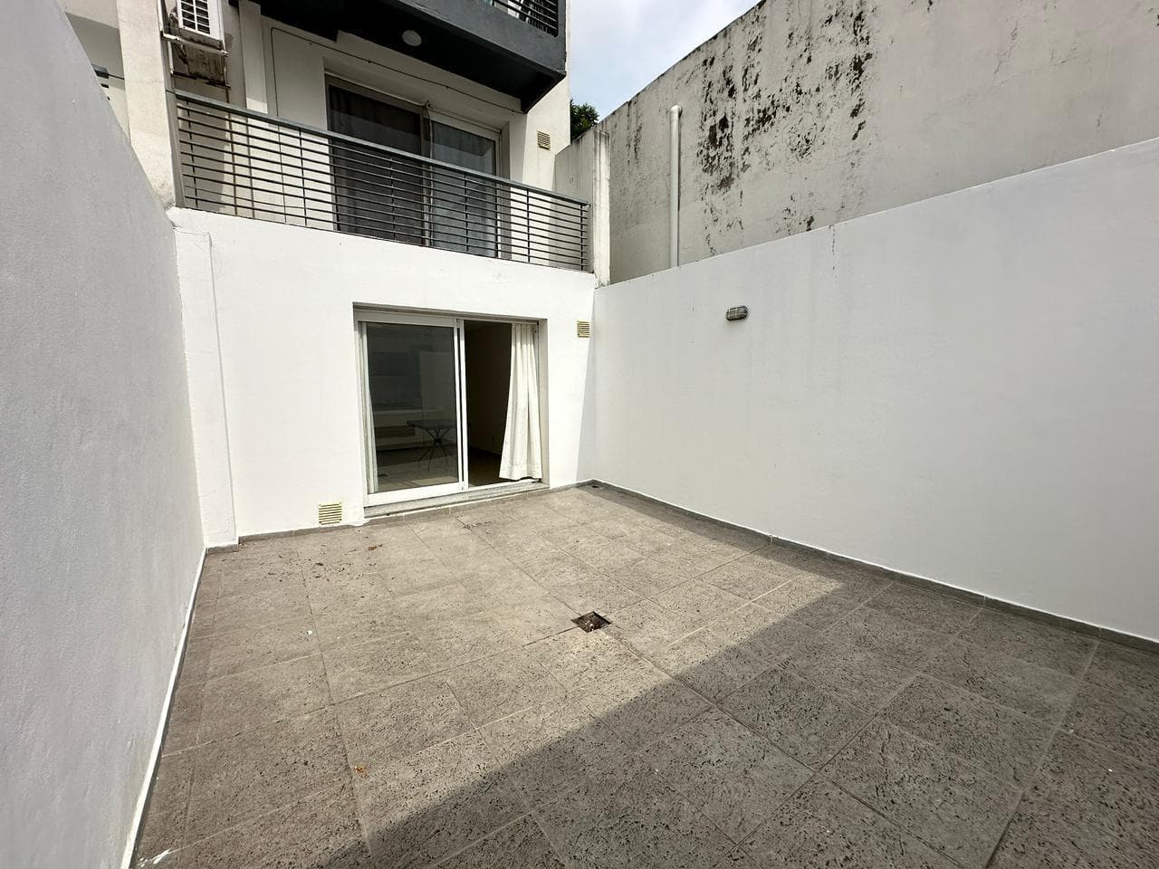 Studio Apartment with Private Patio - Rosario, Downtown