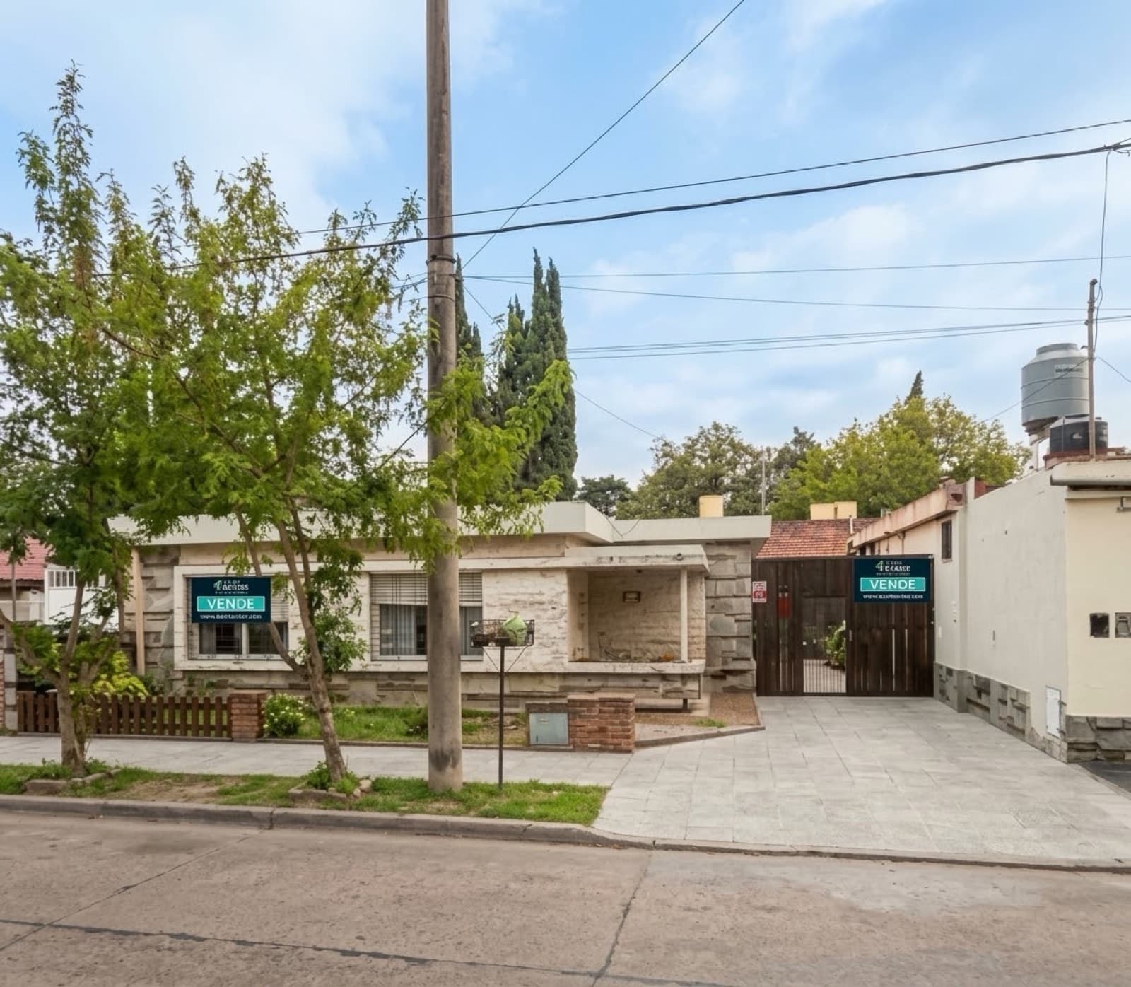 Inversión- Casa 3 Departamentos Galpón en Renta -700M²- Apto Credito