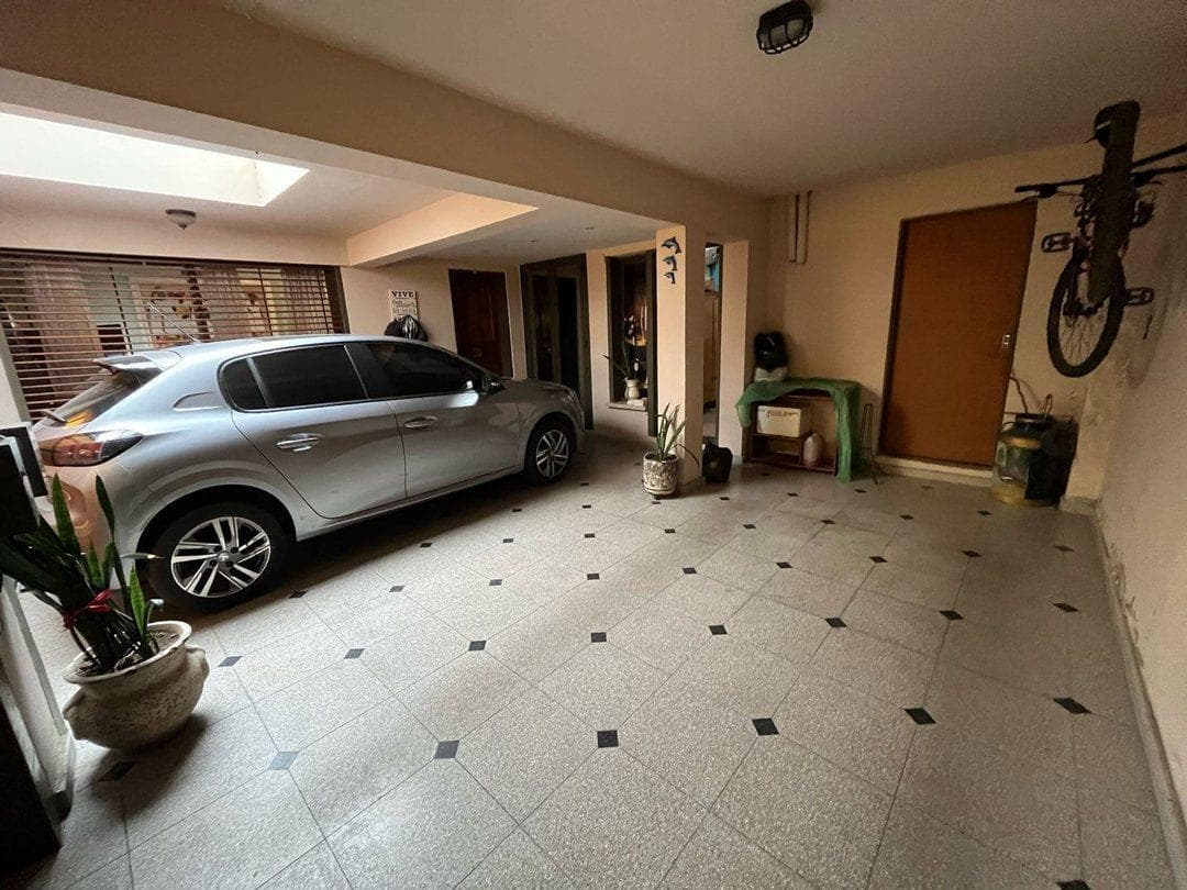 Venta casa 3 dormitorios APTA CRÉDITO Talleres Este