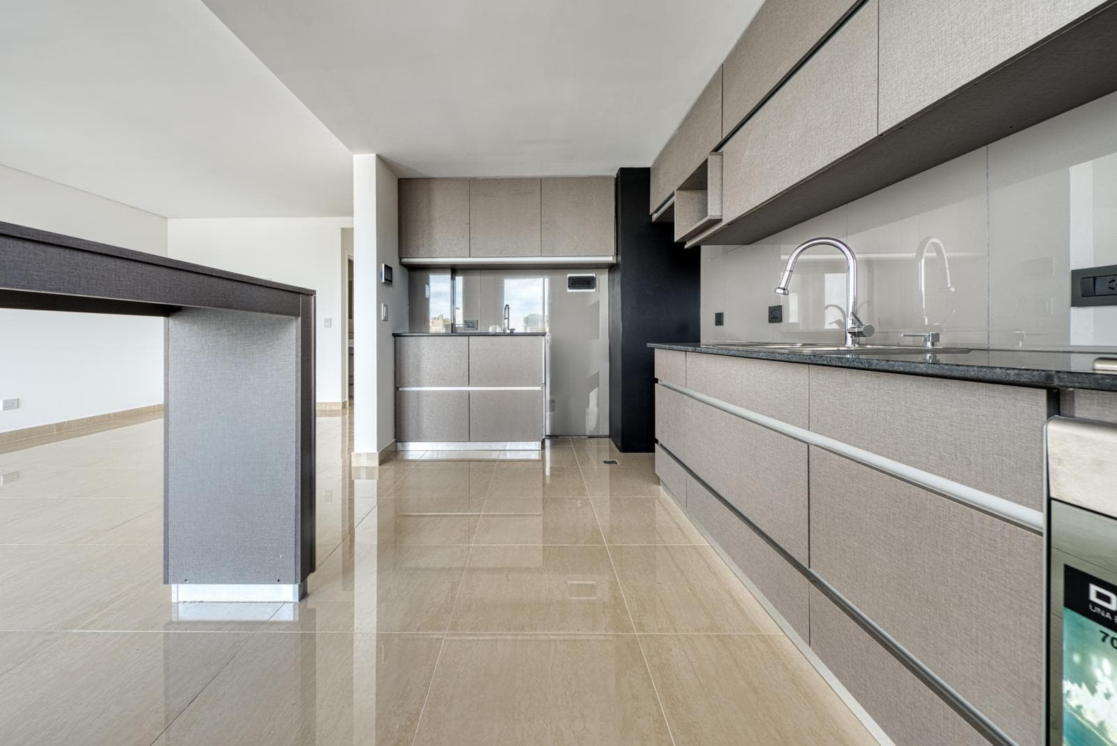 Apartment - Guemes