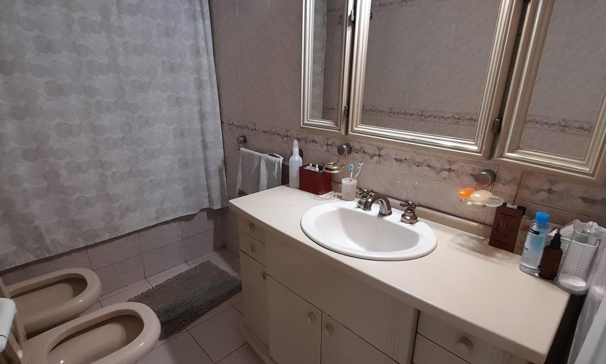 4-bedroom apartment with a garden and terrace + office