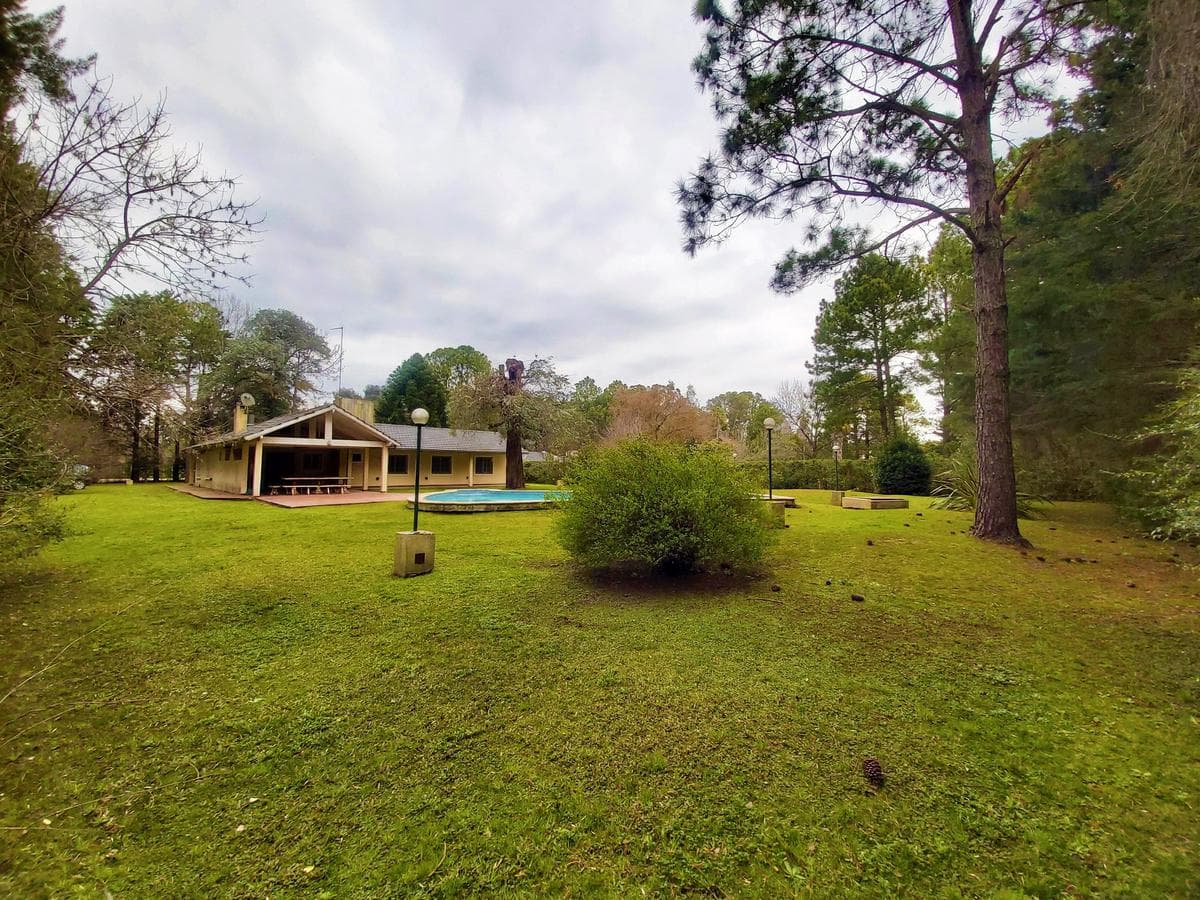 Beautiful property with a 3,000 m2 lot in the Parque Exaltación neighborhood