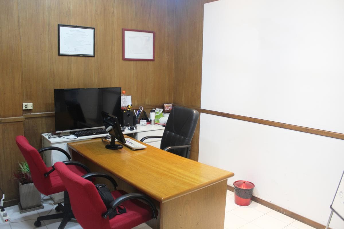 50 M² OFFICE FOR SALE WITH GARAGE - MICROCENTRO - FLORIDA AND LAVALLE