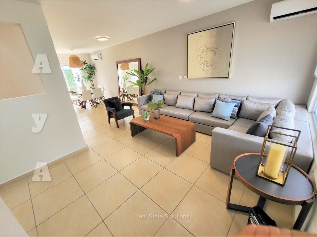 3-Bedroom House for Pre-Sale, Av. Arco Vial, Lillis, Playa del Carmen