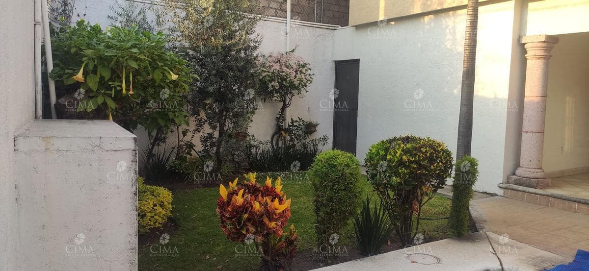 VENTA CASA FRACCIONAMIENTO MARAVILLAS - V244