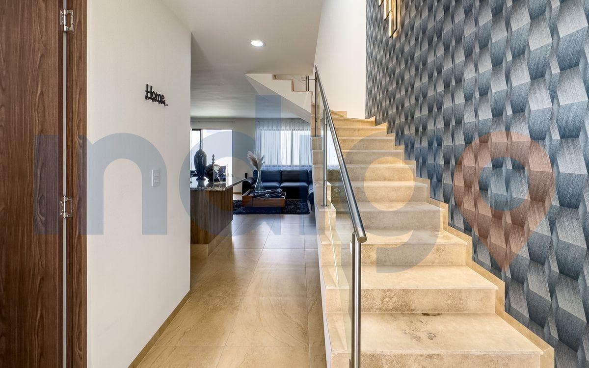 House for Sale in Los Robles Juriquilla in San Isidro Juriquilla (Encino)