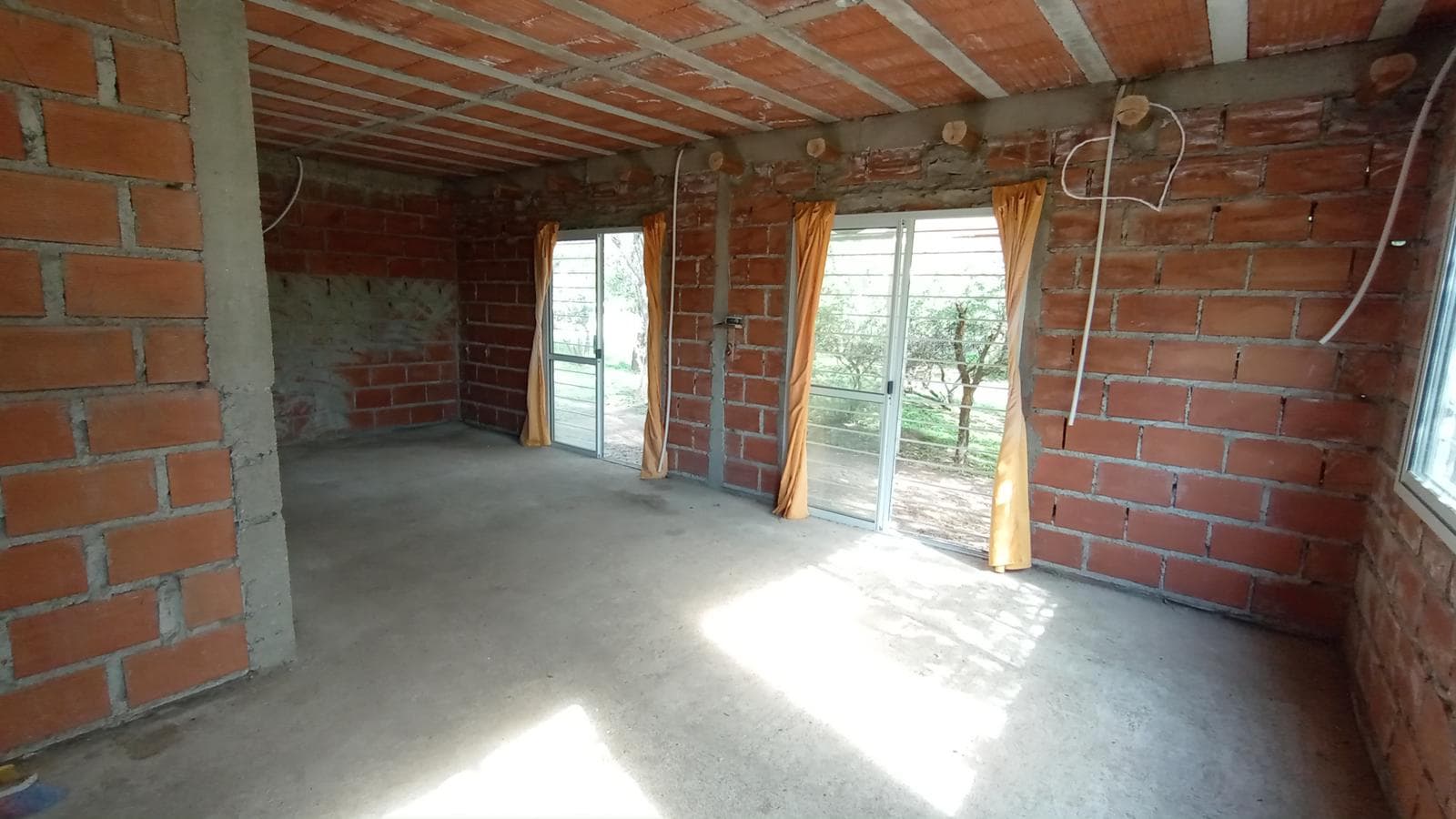 House in Arroyo de los Patos | Natural Setting | Ideal for Living or Relaxing