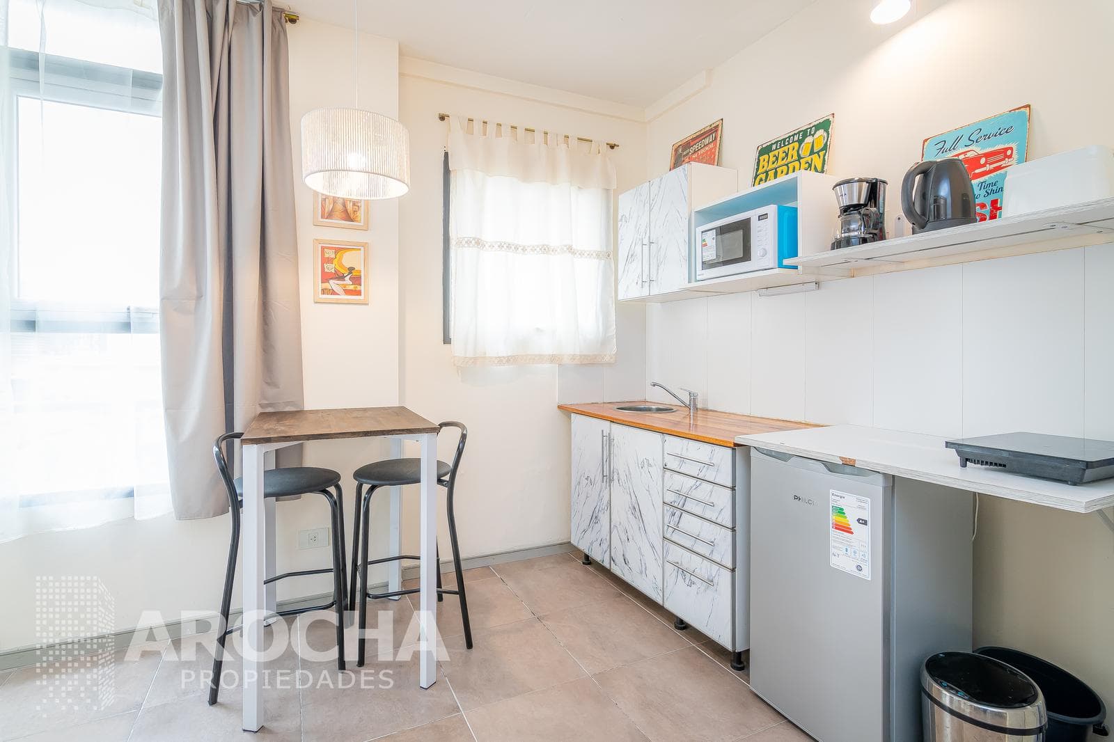 A furnished apartment. Annual lease