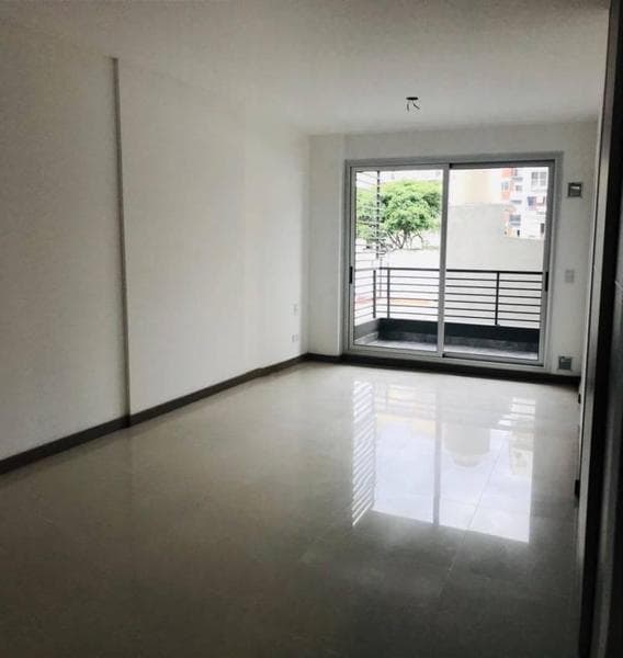 STUDIO APARTMENT/OFFICE FOR SALE WITH BALCONY OVERLOOKING JB JUSTO Y VERA—SUITABLE FOR PROFESSIONAL USE