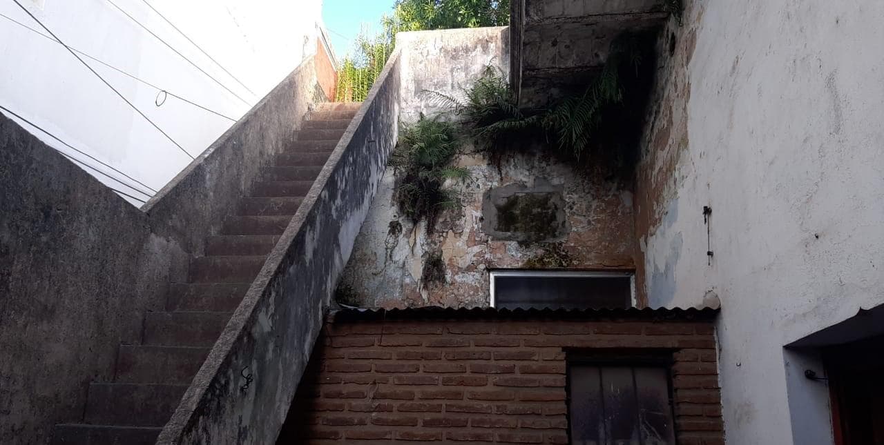 FOR SALE - House in Need of Renovation - Abasto, Rosario
