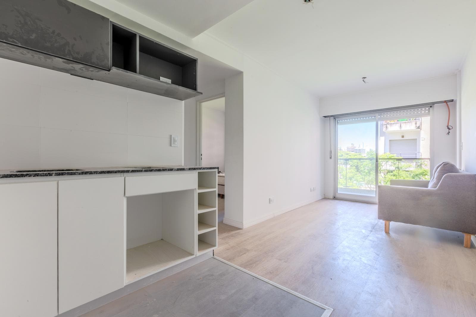 For Sale/Financing: Two-Bedroom Apartment with Balcony and Amenities. Martin, Rosario