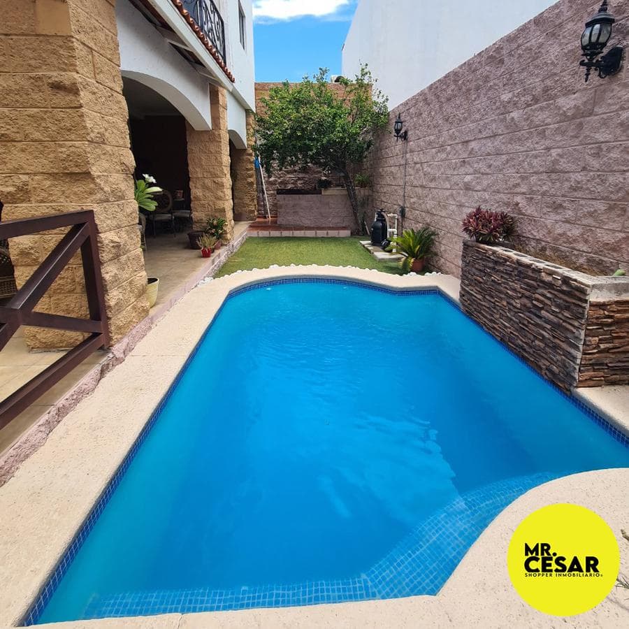House for Sale in Santa Lucia Residencial