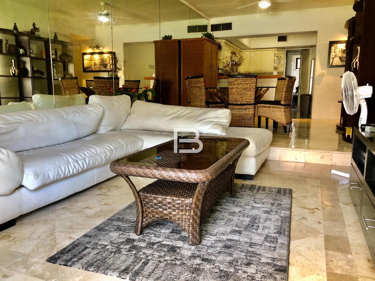Isla Dorada: Fully Furnished Apartment for Rent