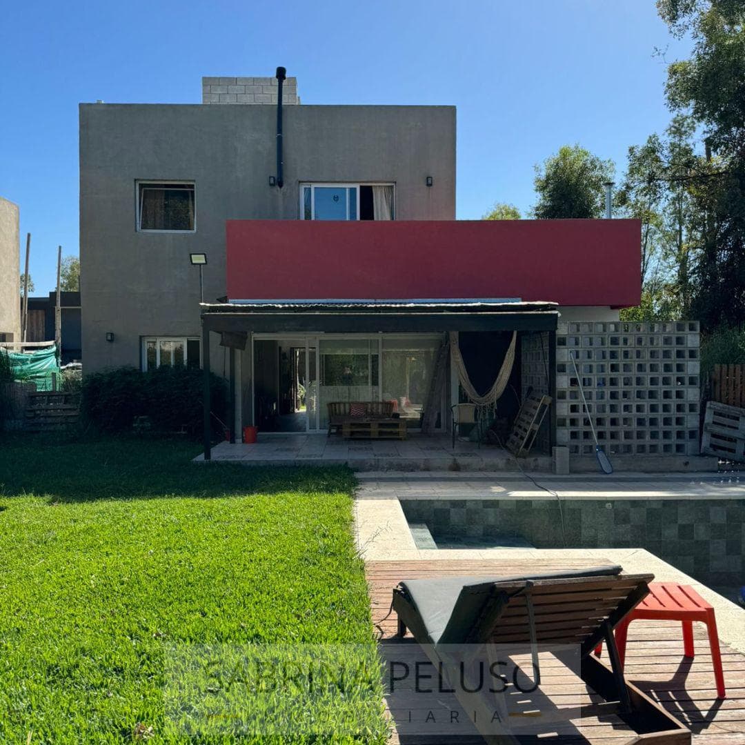 House for Sale in Alvarez del Bosque