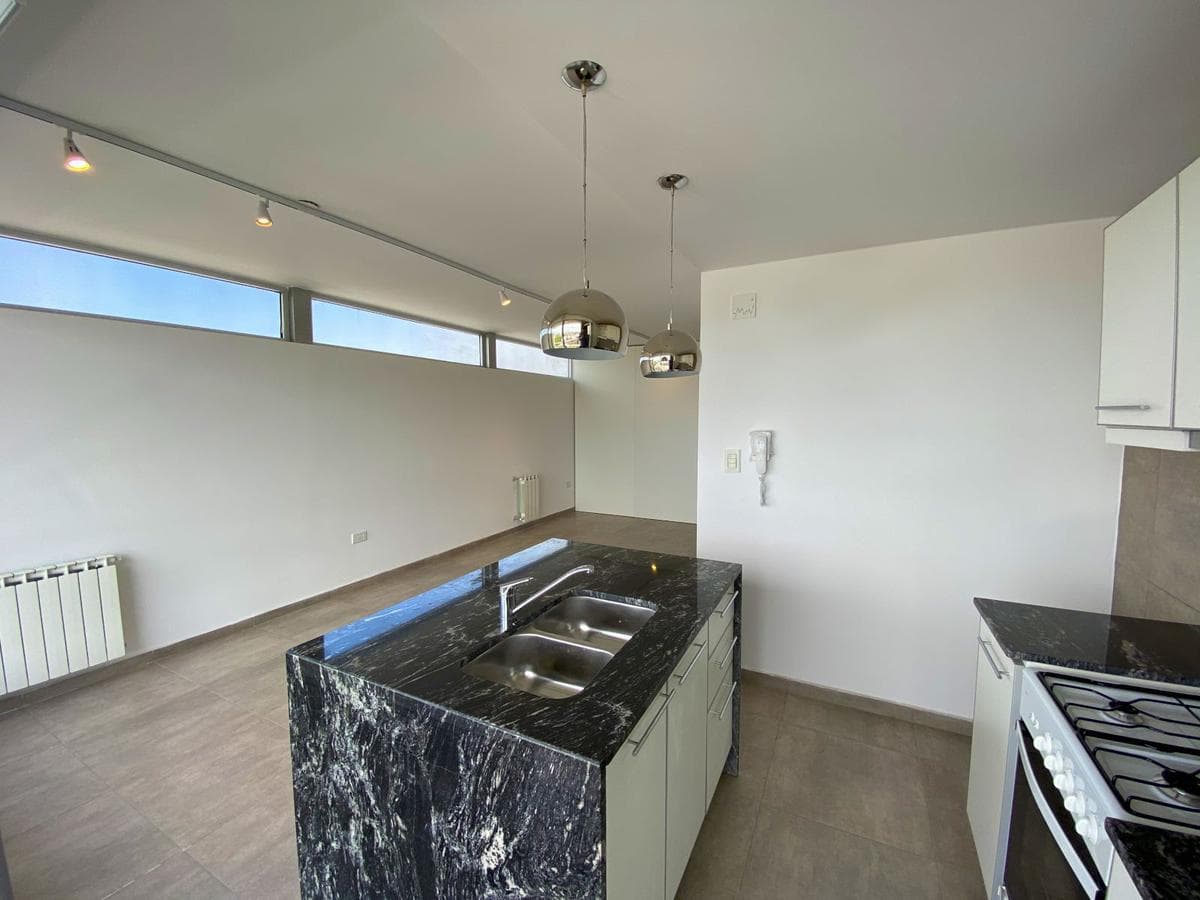 For Sale/Financing: 1-Bedroom Apartment with Amenities. Pichincha