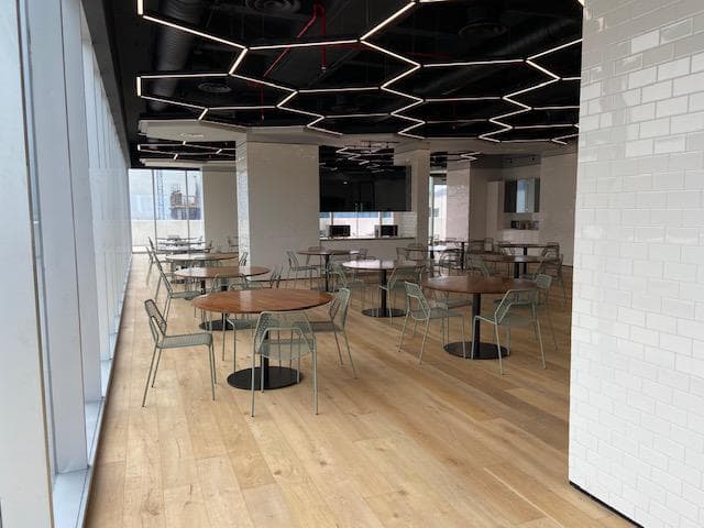 OFFICE FOR RENT IN VALLE ORIENTE