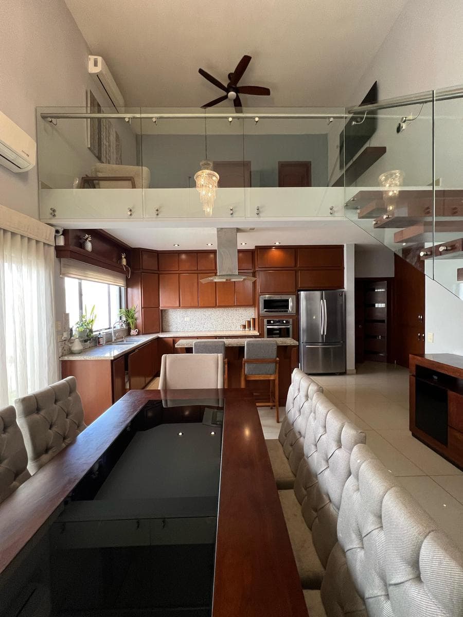House for Sale in Los Santos Residencial