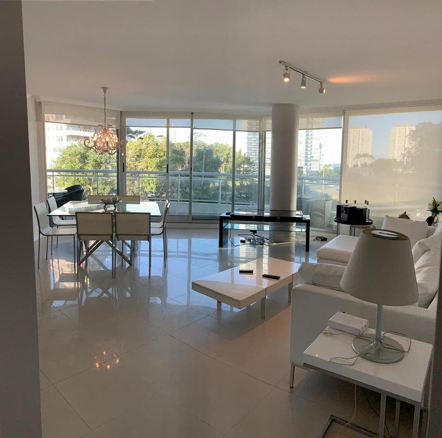 Apartment for Sale in Punta del Este, Ocean Drive, Listing No. 4329498