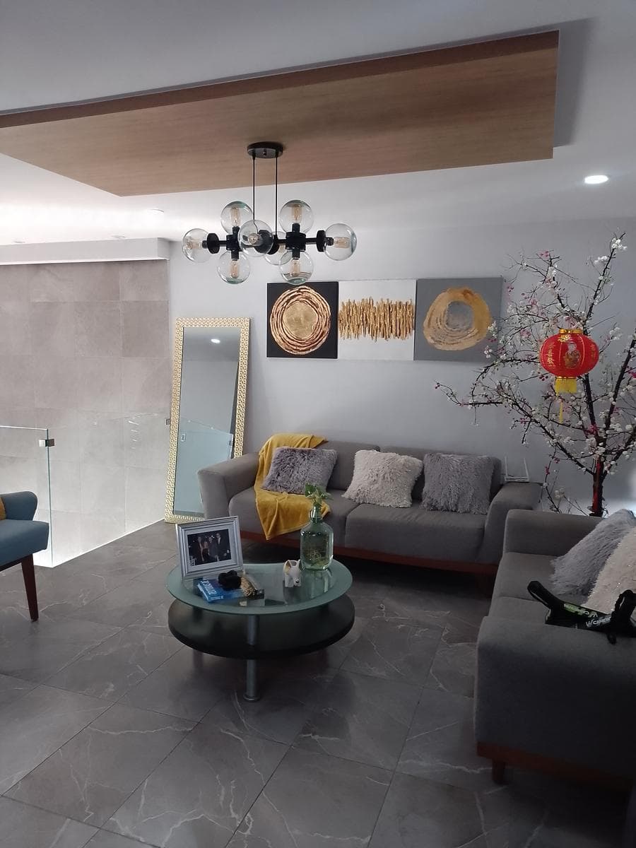 Casa en condominio venta en El Condado con Alberca