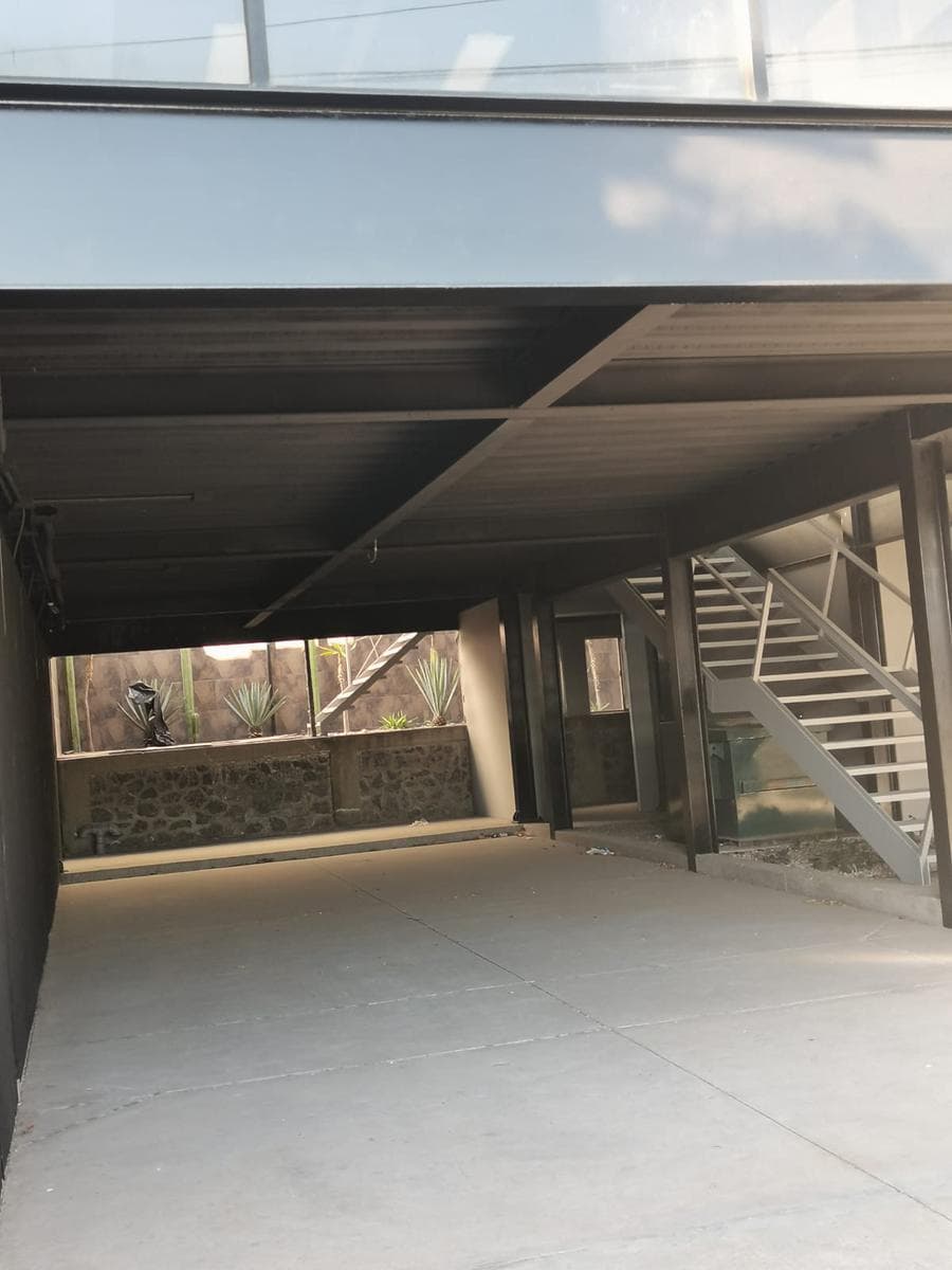 SPACIOUS OFFICE FOR RENT IN A PRIME LOCATION IN QUERÉTARO