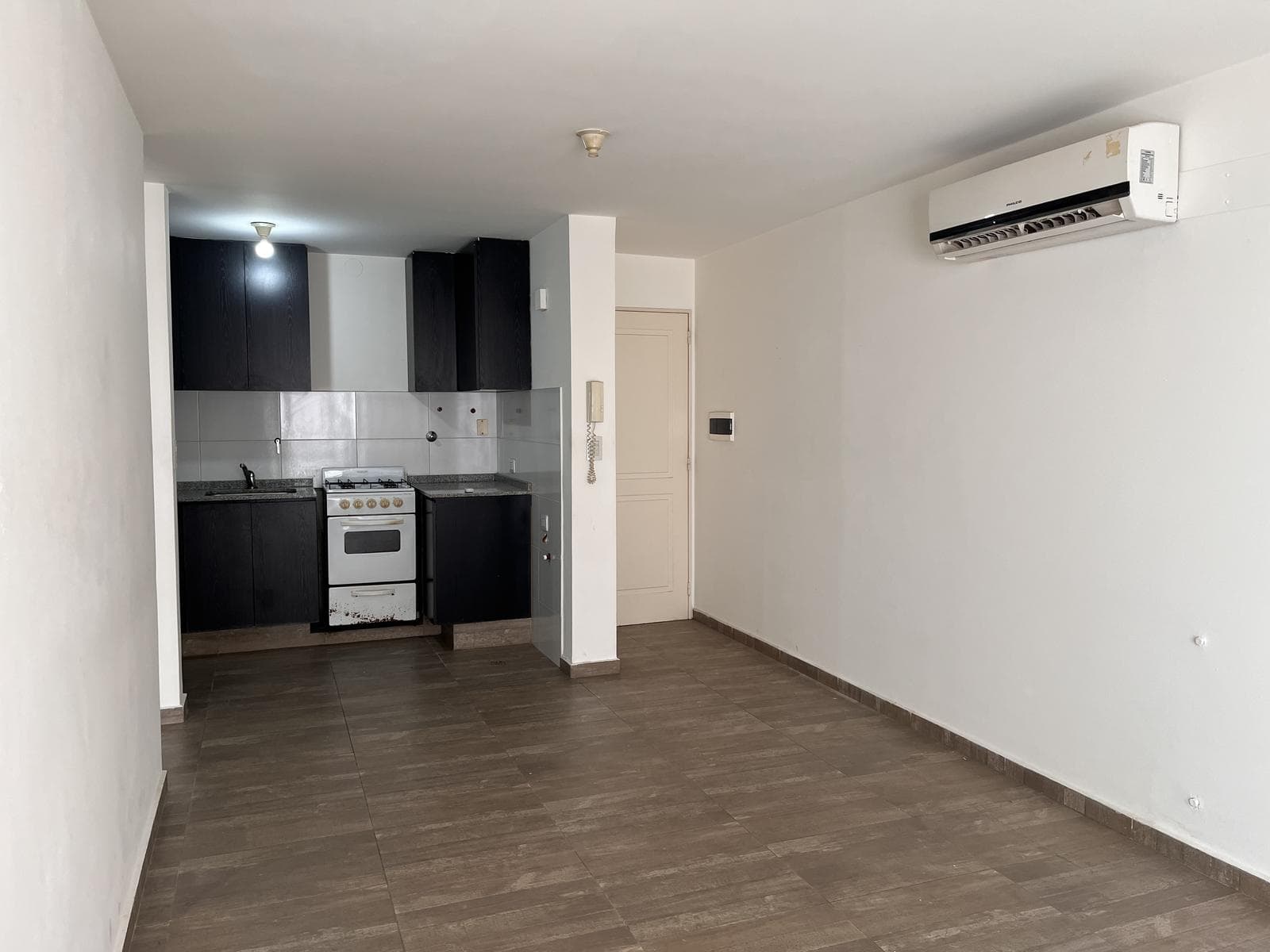 In the BEST NEIGHBORHOOD of NVA, CBA—Beautiful 1-Bedroom Apartment for Rent in the Nueva Córdoba Neighborhood