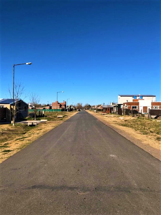 LOTS-FUNES--ABIERTO NEIGHBORHOOD-FUNES-VERDE - DEED - FENCED - DIVISIBLE