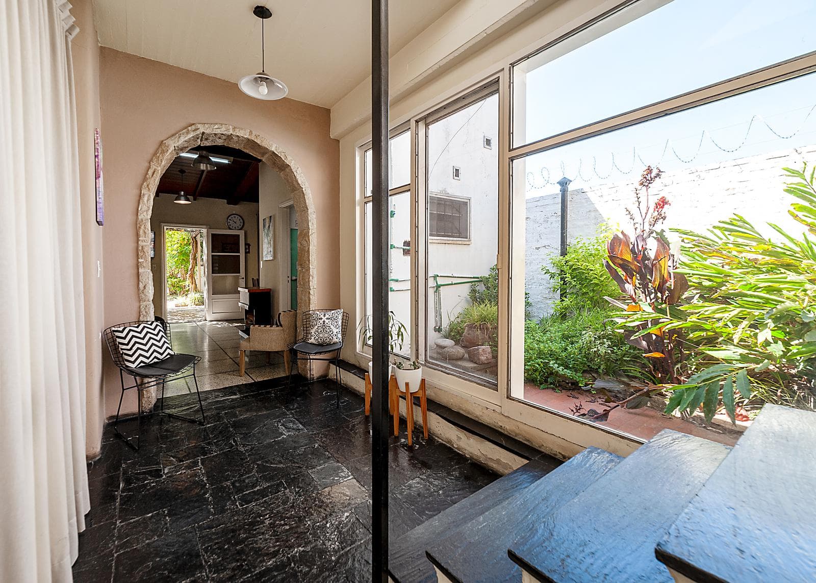 5-Room House for Sale with Commercial Space in Castelar Sur