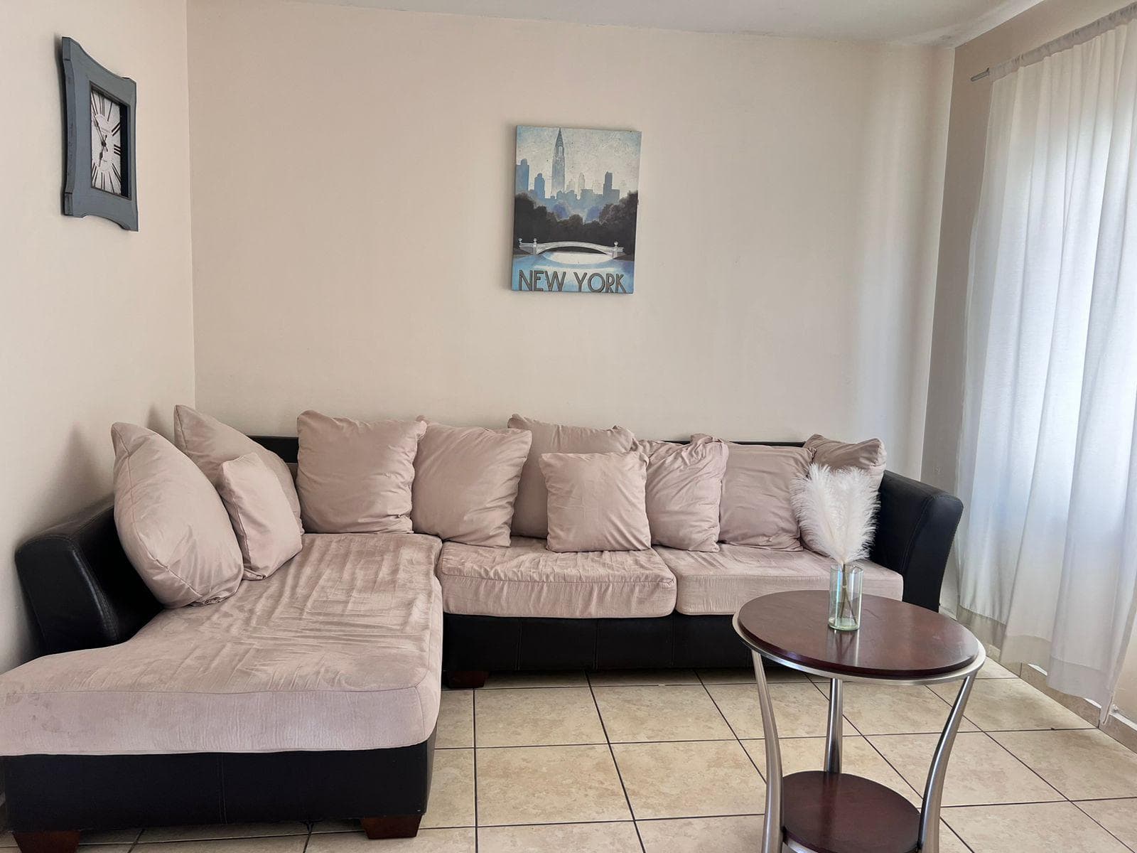 House for rent in El Conquistador Residencial.