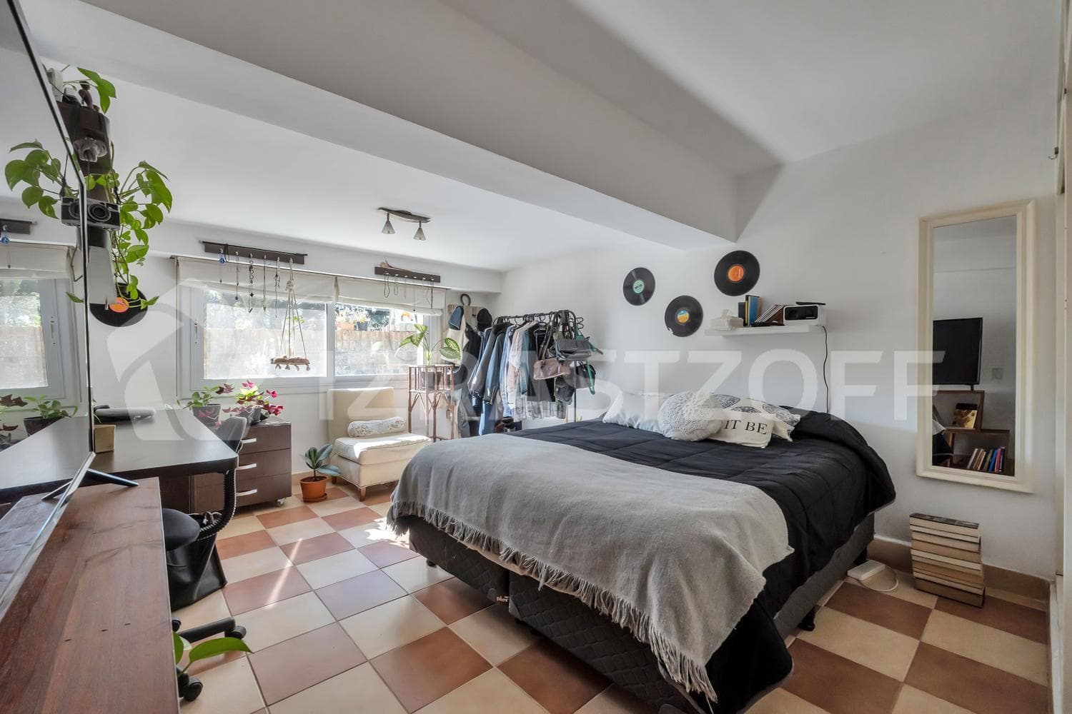 Home - Los Lagartos