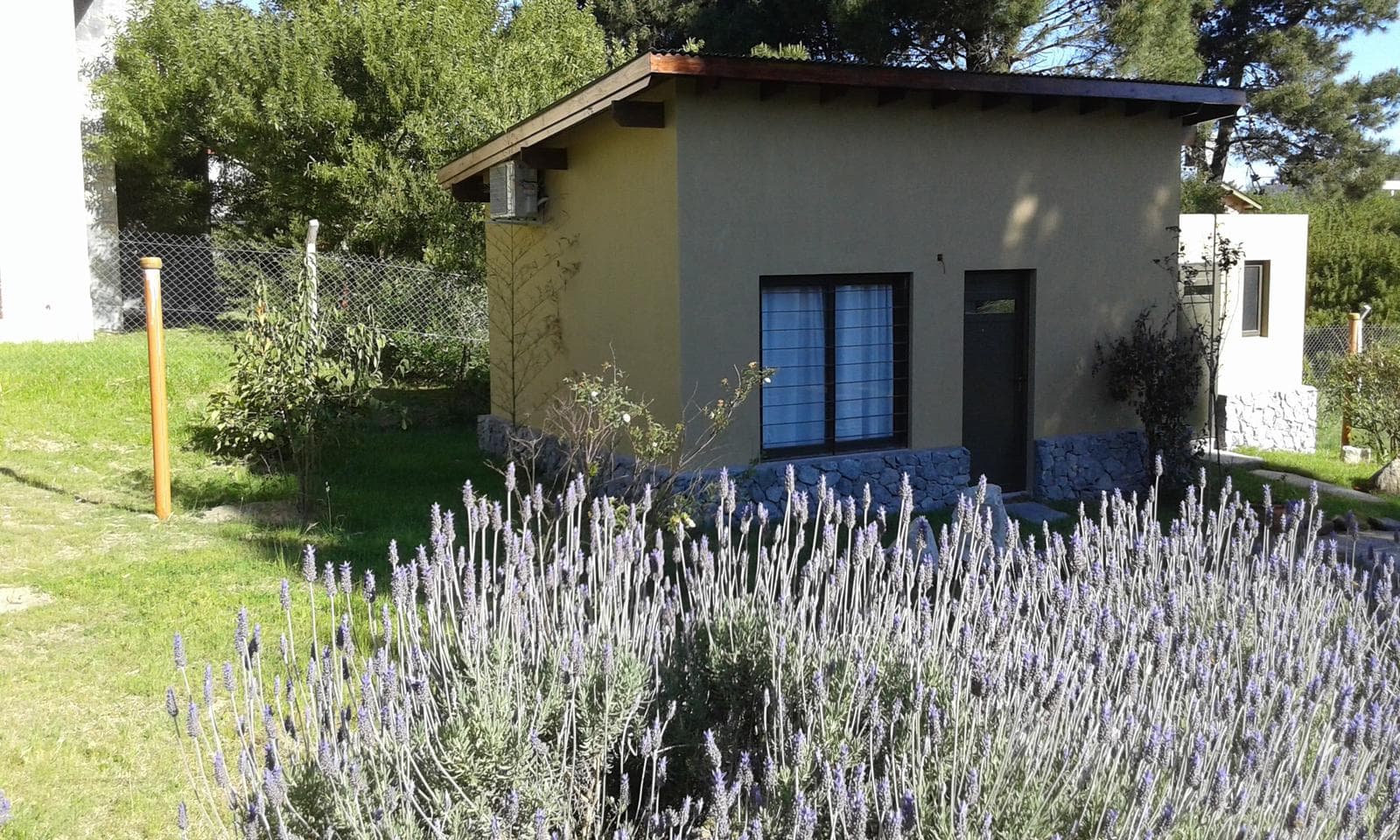 Studio apartments for 2–3 people in a complex with a pool