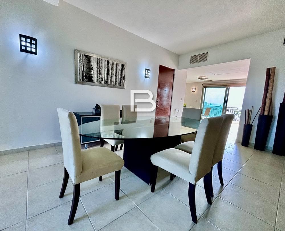 Isla Dorada Apartment for Sale
