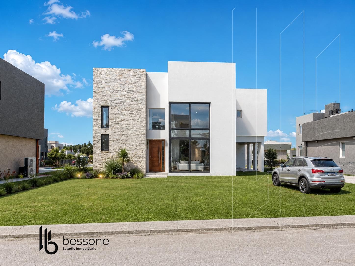 TIERRAS DEL MAR HOUSE