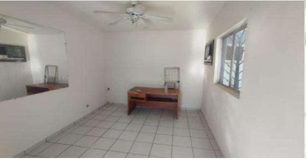 Land with a building for sale in the La Ponderosa neighborhood