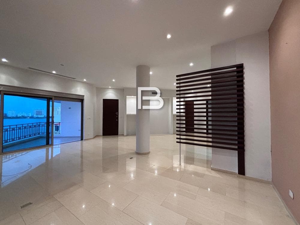 Isla Dorada: Unfurnished Apartment for Rent