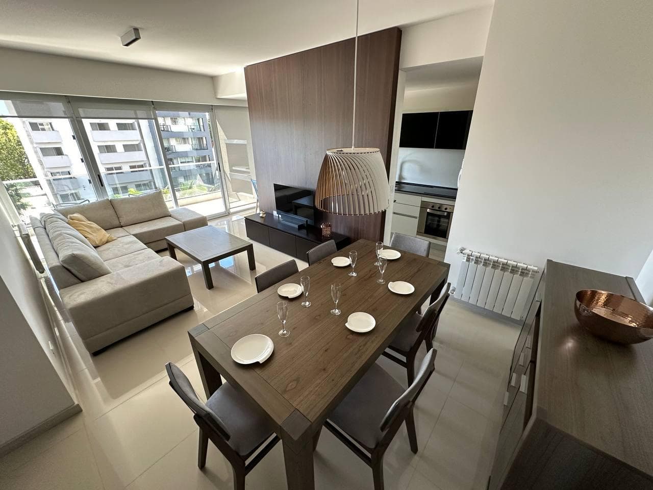 3-ROOM APARTMENT FOR SALE IN DOWNTOWN QUILMES—OPEN HOUSE—WITH GARAGE