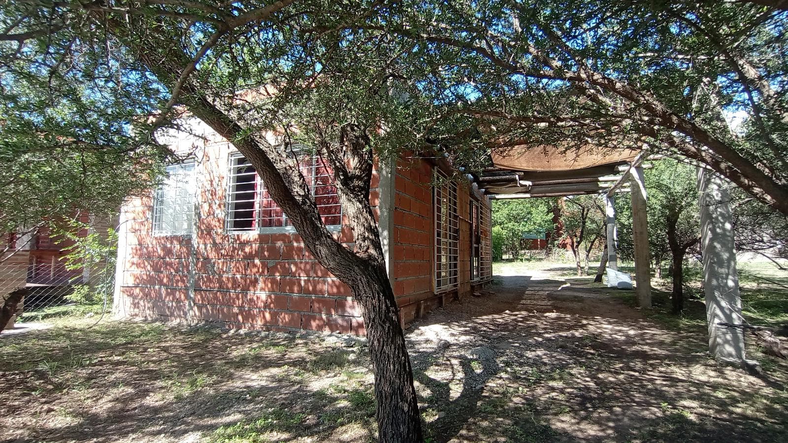 House in Arroyo de los Patos | Natural Setting | Ideal for Living or Relaxing