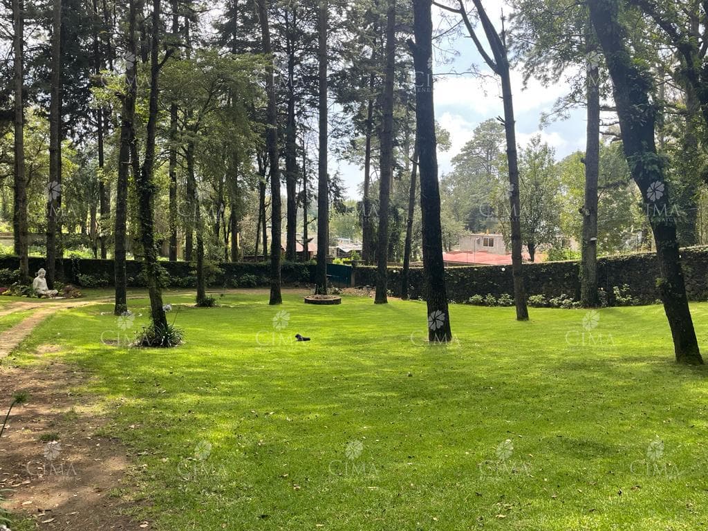 Venta Casa en Fraccionamiento Monte Verde - V302