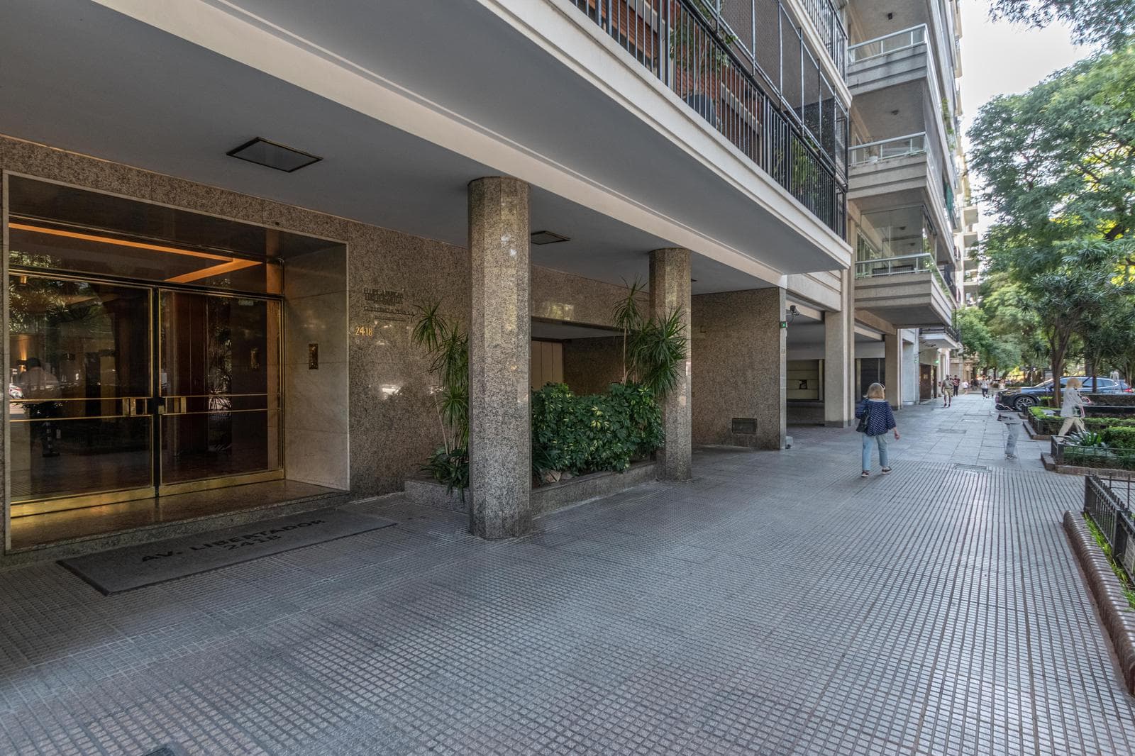 Top-Notch Building - 24-Hour Security - Assigned Parking Space - Plenty of Natural Light
