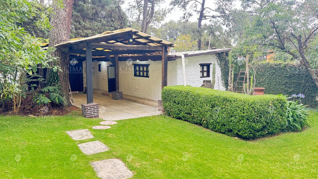RENTA BUNGALOW EN HUITZILAC MORELOS - R127
