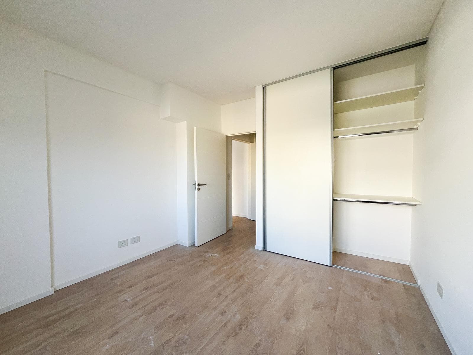 Two-room apartment for sale in Almagro