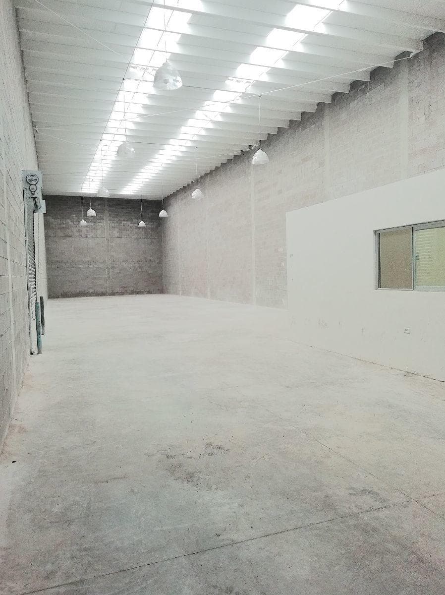 Wine Cellar for Rent in Colonia Deportistas