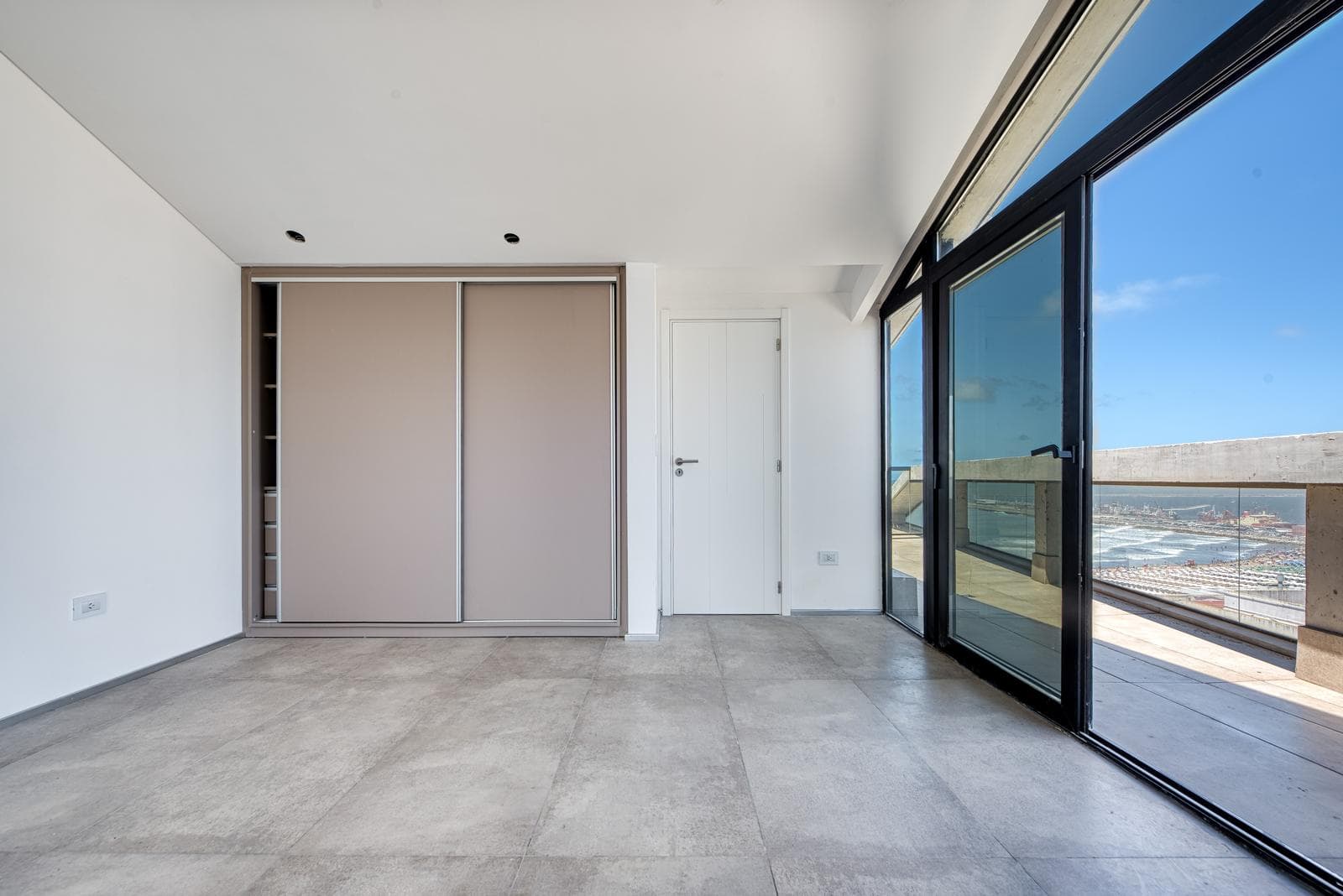 3 AMBIENTES VISTA AL MAR PLAYA GRANDE