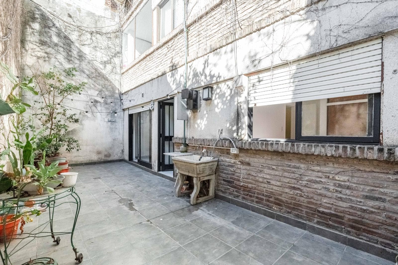 FOR SALE - Apartment - 1 Bedroom with Patio - Downtown, Rosario.