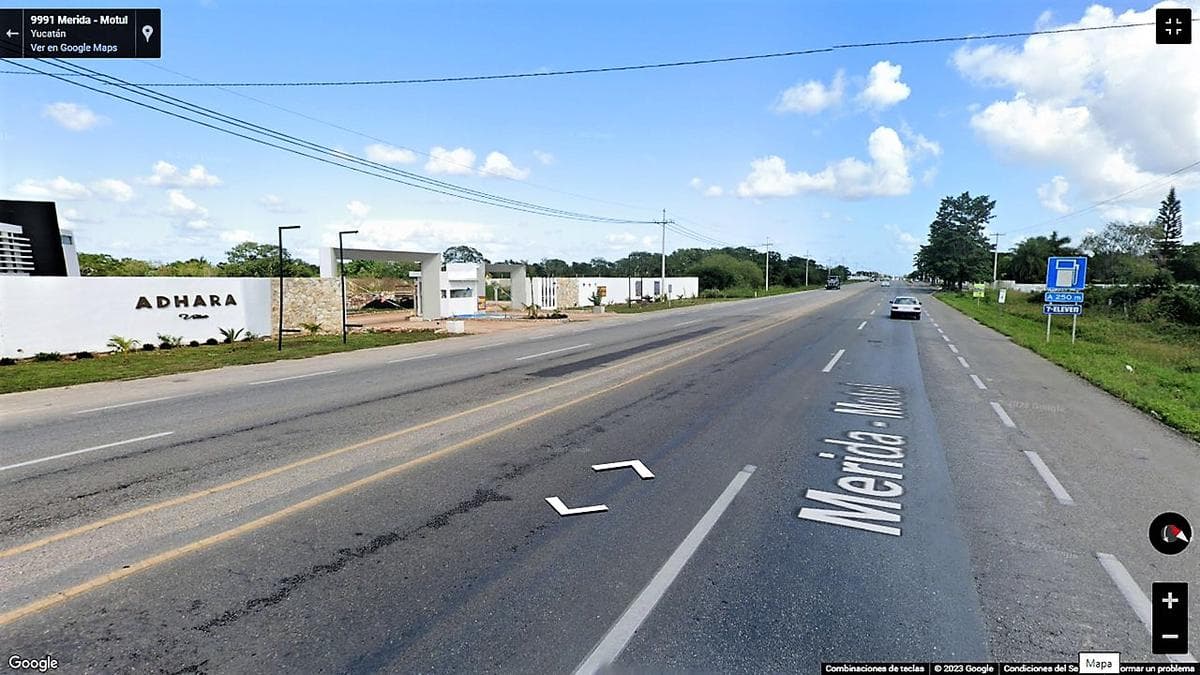 8,000-square-meter lot on the Mérida–Motul highway at Km 5.5